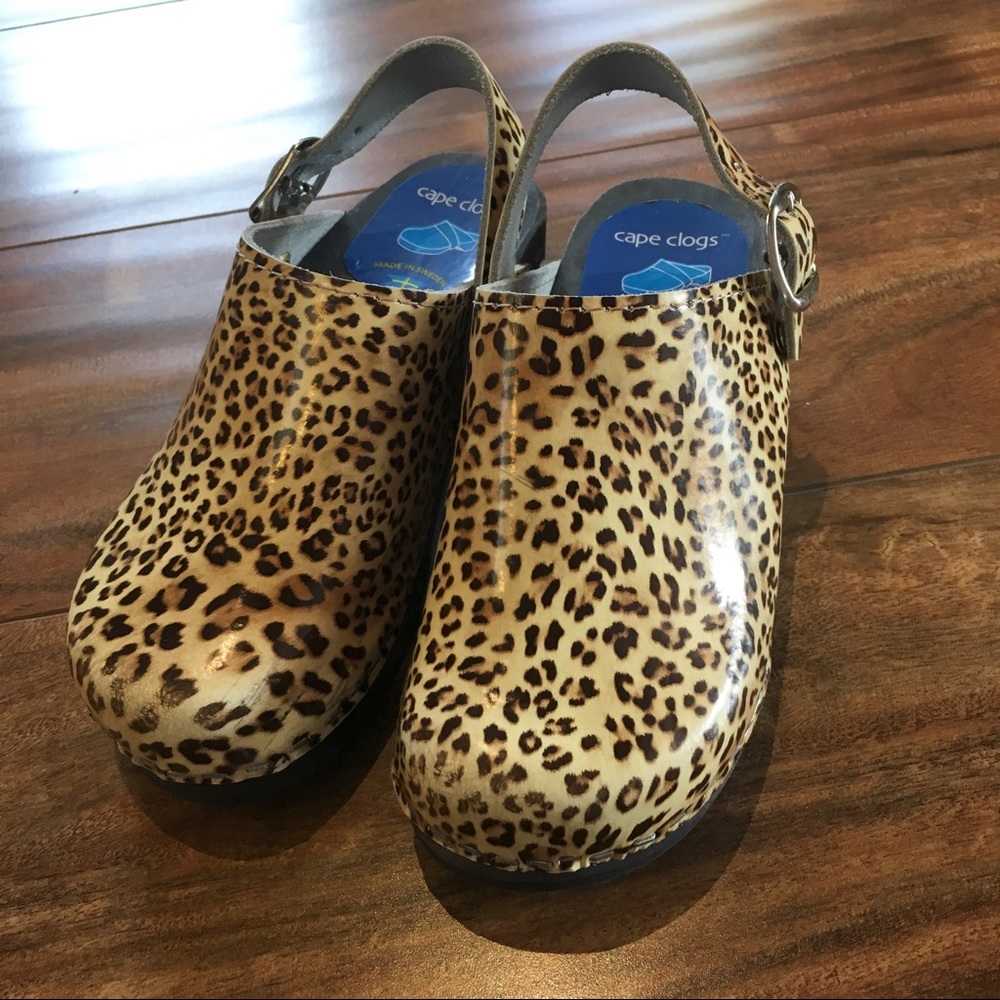 Cape Clogs Leopard Slingback, Size 29( 11 US)